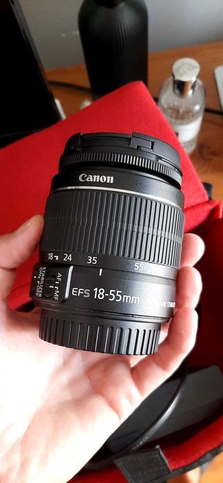 Kit Máquina Fotográfica CANON EOS 2000D + 18-55 IS STM +50 mm 1-18 STM