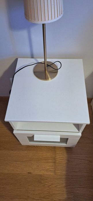 Mesa de cabeceira Brimnes IKEA branca