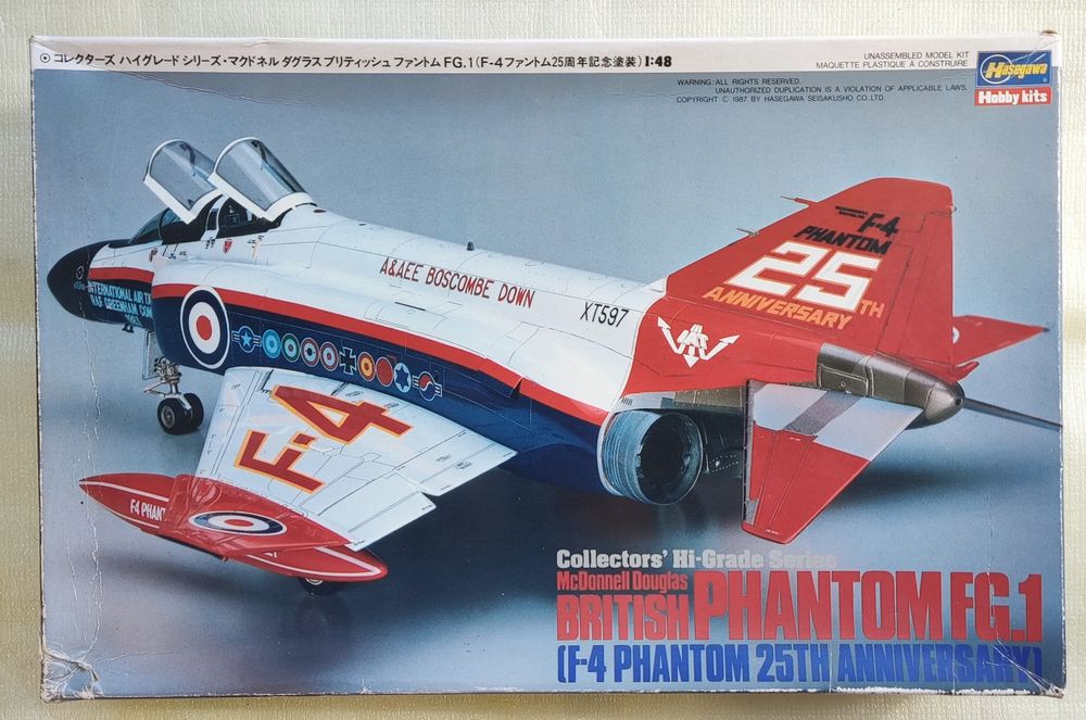 Сборная модель F-4 PHANTOM "25TH ANNIVERSARY"  Hasegawa # CH008:4800.