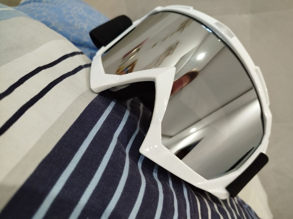 Google narciarskie snowboardowe lustrzanki