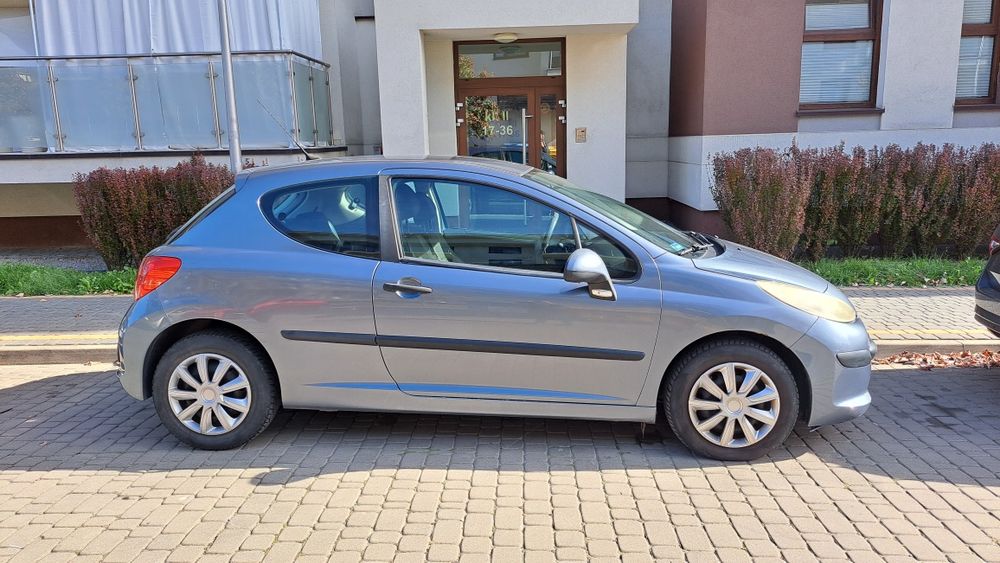 Peugeot 207