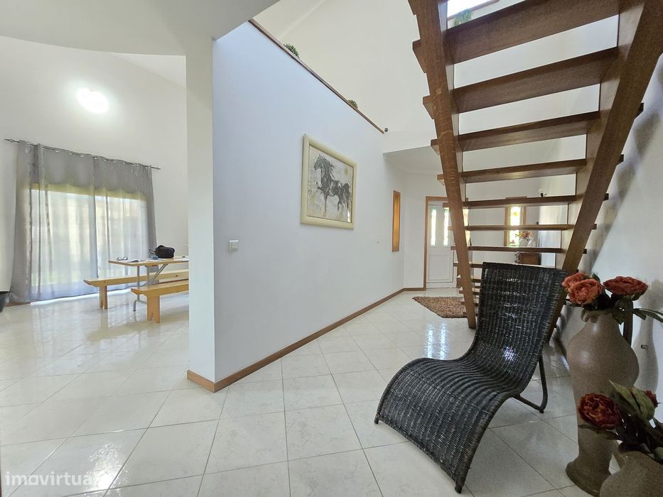 Moradia T5+1 em Ruilhe - 2680m2 de Terreno Privado
