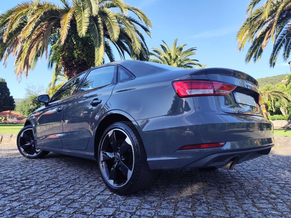 Audi A3 S-Line - Caixa Automática DSG - Aceito Retoma - Como Novo! - Revisão Geral Feita