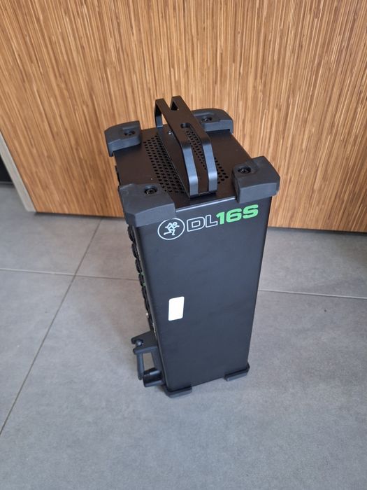 Mesa mistura digital Mackie DL16s
