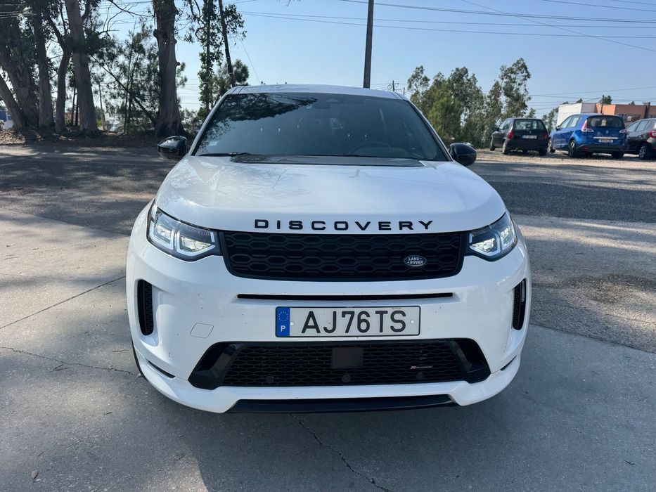 Land Rover Discovery Sport 1.5 I3 P300e AWD R-Dynamic