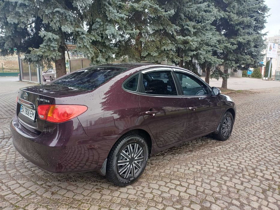 Hyundai Elentra 2010 року