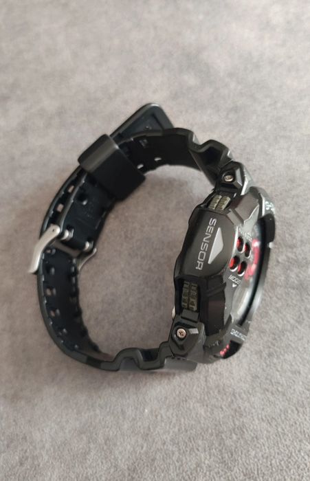 Relógio Casio G-Shock GDF-100