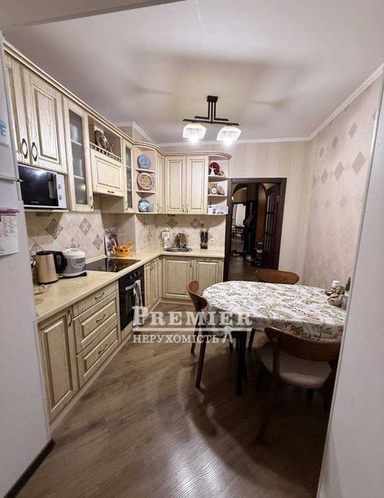 Двухкомнатная квартира в пешей доступности к морю!