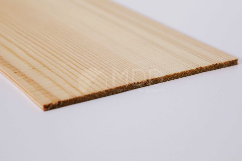 Obłóg sosnowy 2100x140x4 mm I klasa
