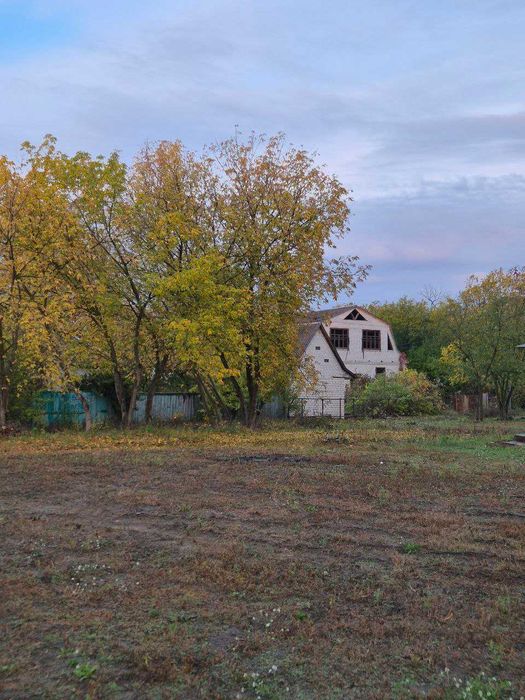 Будинок у селі Мошни