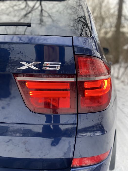 Продам BMW х5 2011