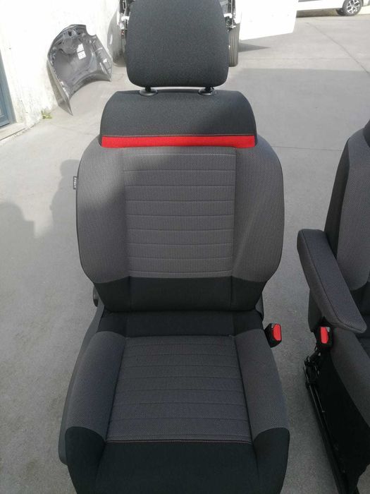 Conjunto Bancos Citroen C3 Aircross II em Stock