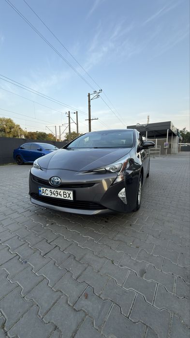 Продам Toyota prius 2017 рік