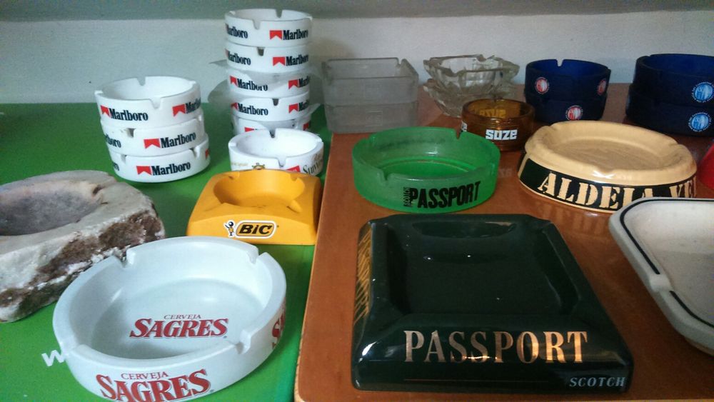 50 cinzeiros diferentes