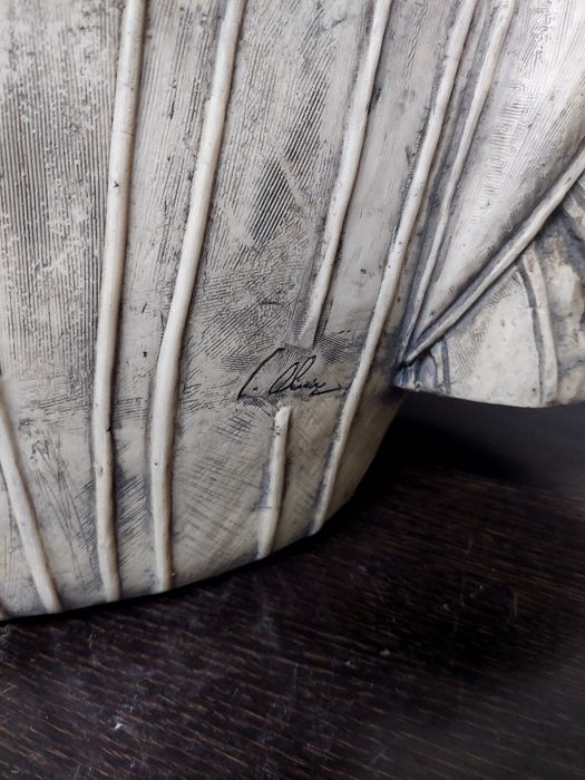 Busto Camões em marfinite