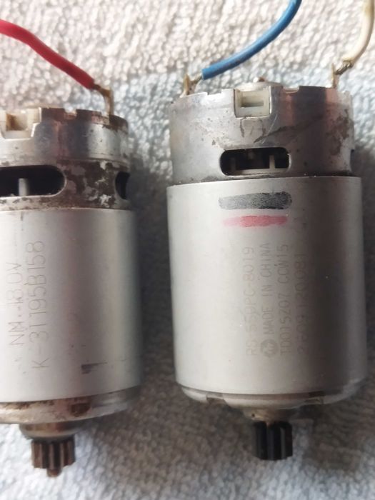Шуруповёрт Bosch PSR 1200,зарядное(запчасти).