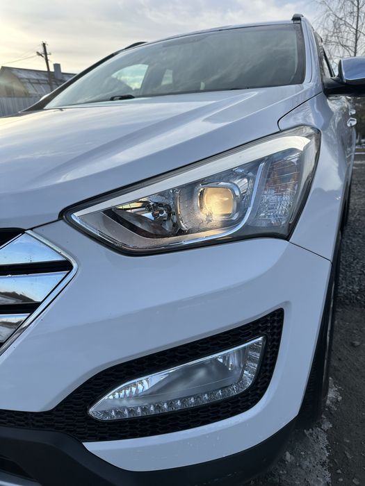 Передні Фари Фара Hyundai Santa fe 3 Хюндай Санта фе 3 Запчастини 2.2