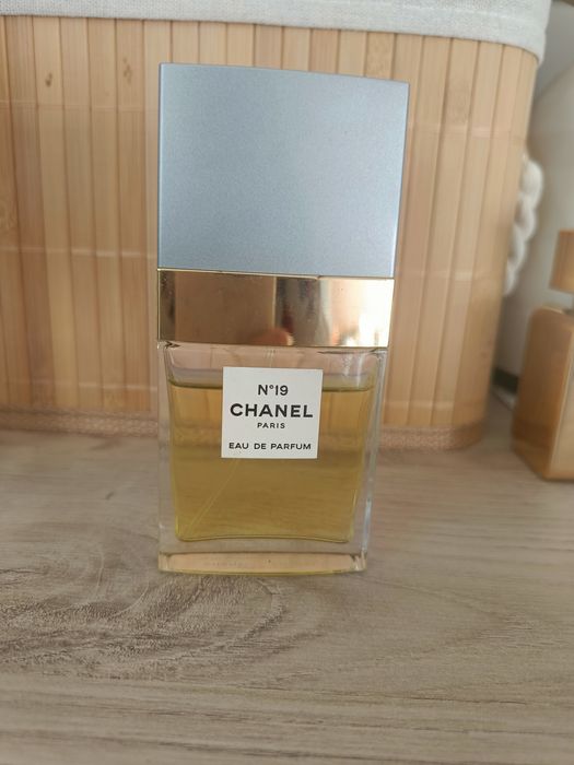 Perfumy Chanel N 19