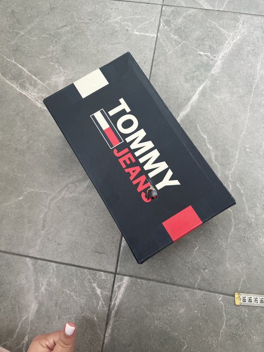 Босоножки Tommy Hilfiger босоніжки Tommy Hilfiger