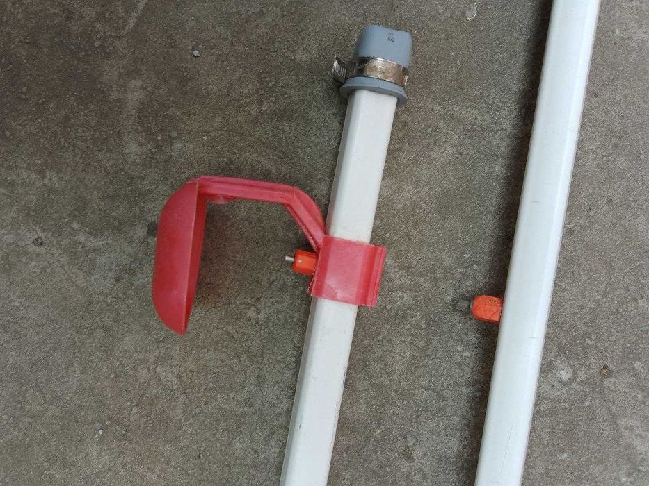 Поилка для курей, цыплят, перепелов