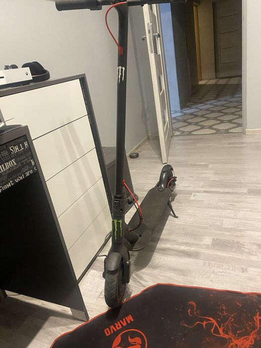 Xiomi 365 pro hulajnoga elektryczna