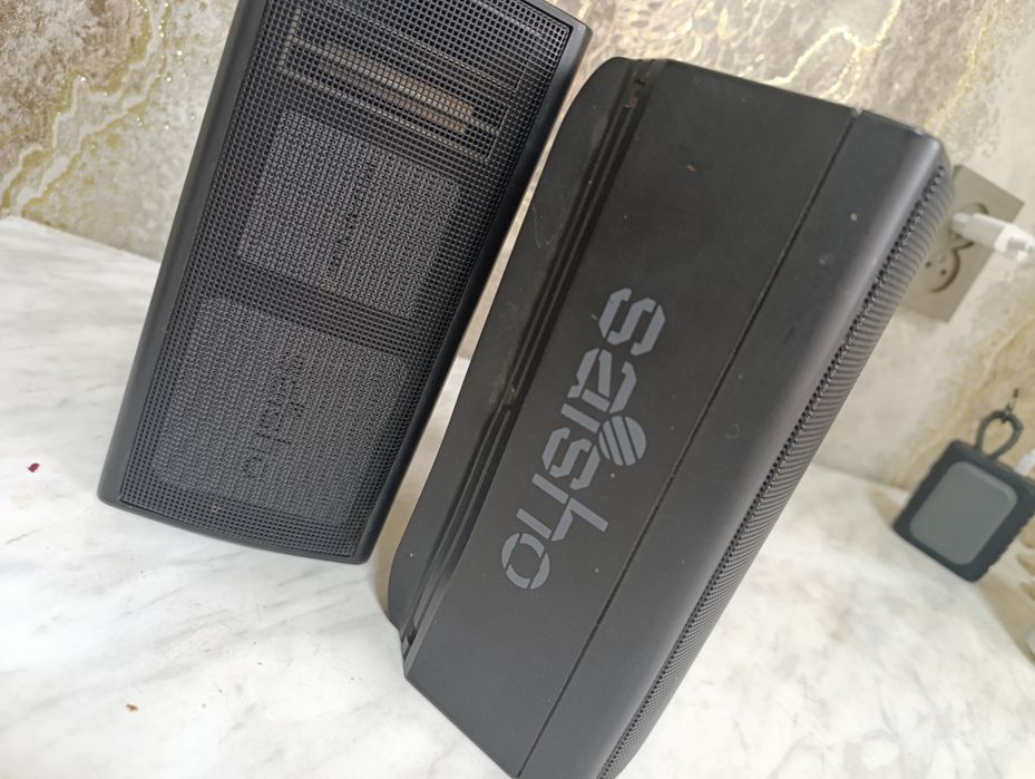 Продам хорошие колонки ,играют замечательно!