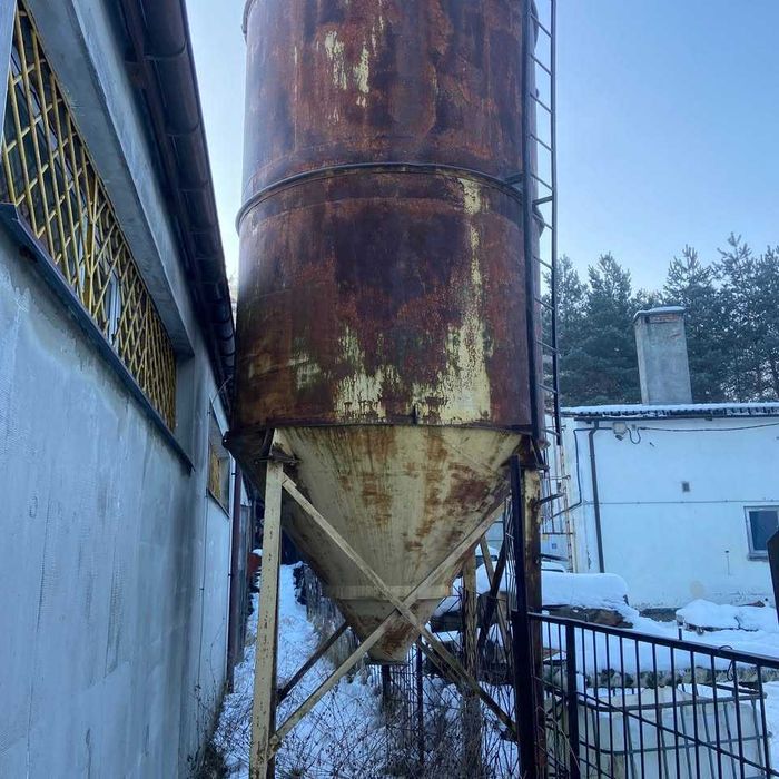 Silos cementowy, zbożowy Stryszawa
