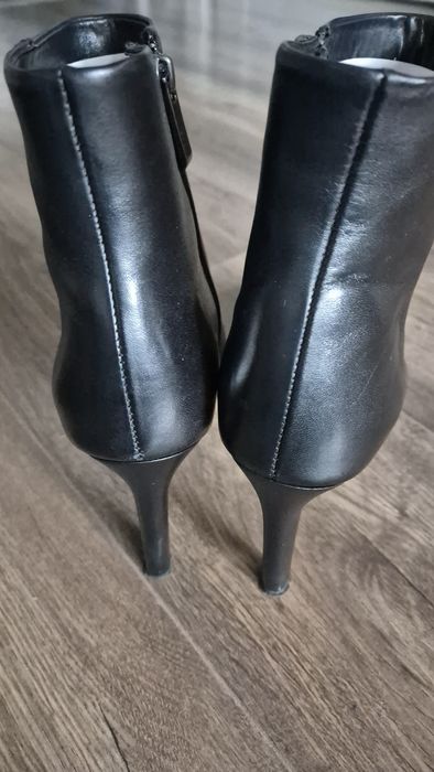 Damskie botki roz 40