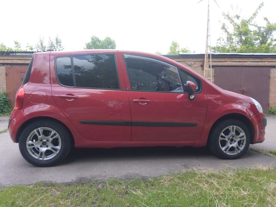 Renault Modus минивен