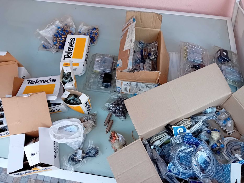 Diverso material tv cabo