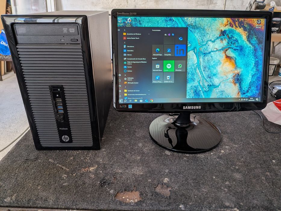 Computador de secretária