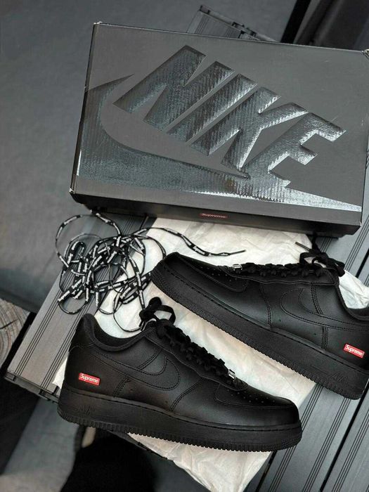 Nike Air Force 1 Low Supreme Black R.42