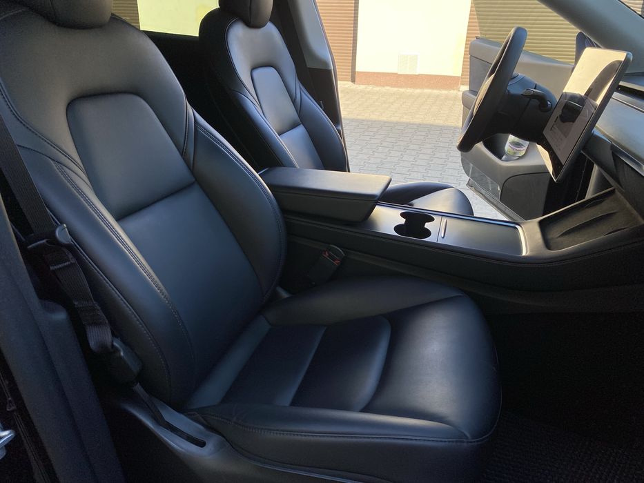 Продається /обмін на Нерухомість Tesla Y 2022 Perfomance