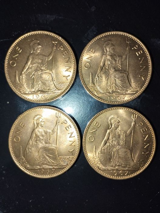 Moedas de 1 Penny 1967 Inglaterra não circuladas