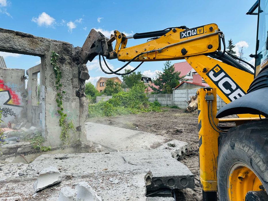 ||  Демонтаж старого будинку  ||
