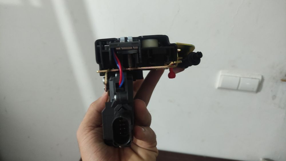 Fechadura nova trás direita Audi A4 b6