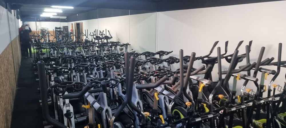 19 Bicicletas estáticas Spinning Star Trac NXT e Pro
