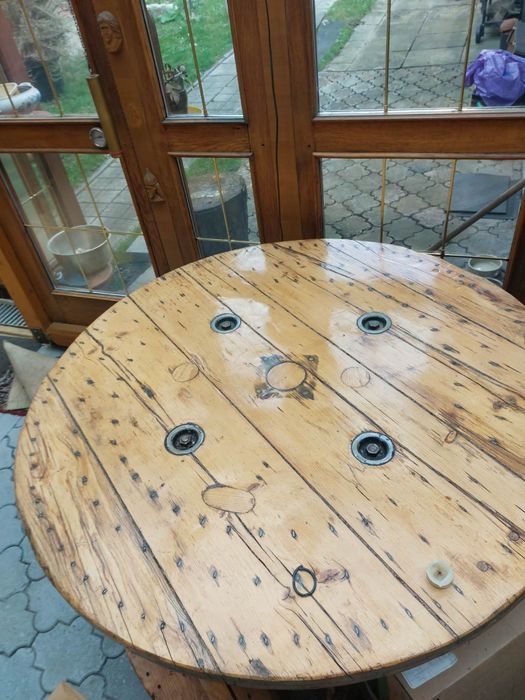 Okrągły stół duży