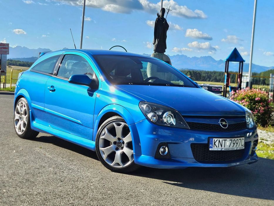 Opel Astra OPC 2.0 Turbo 240 KM MT6