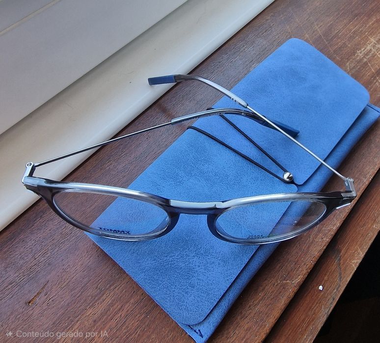 Armação Tommy Jeans