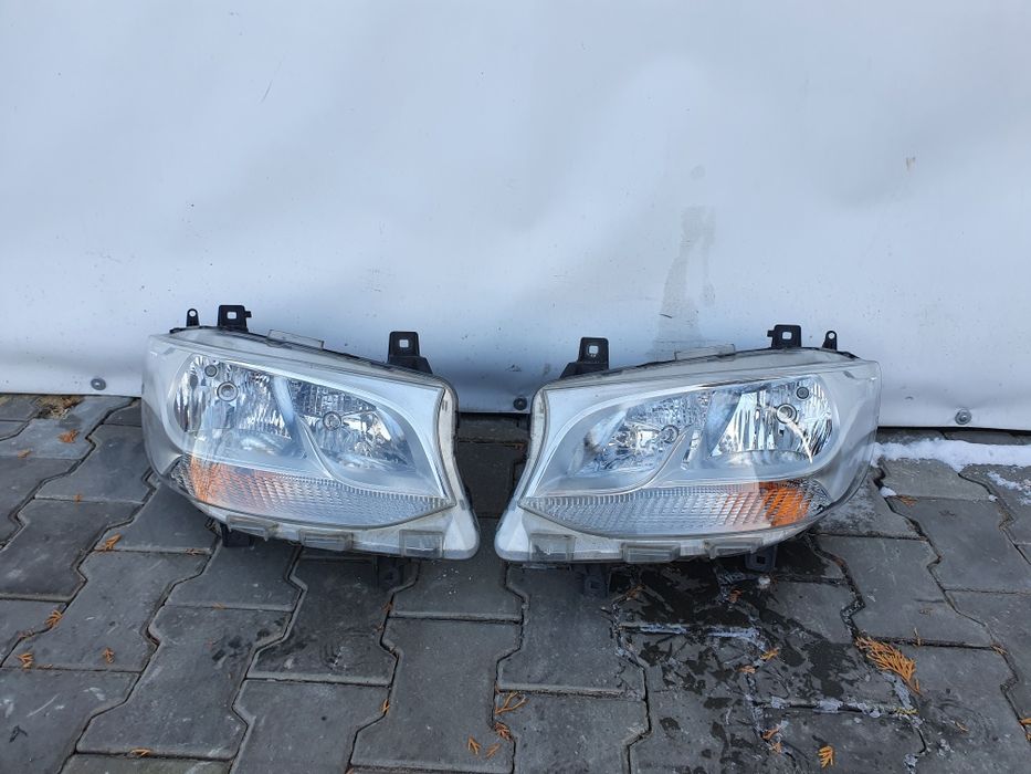 Авто Розборка Mercedes Sprinter 906 907 Запчастини крило фара