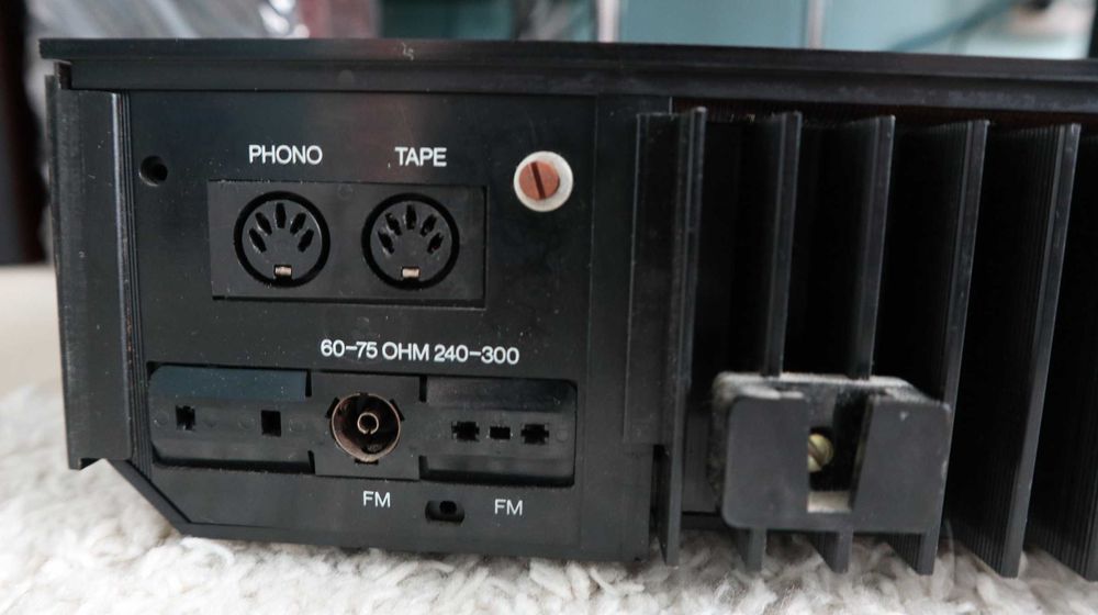 Ресивер BANG  OLUFSEN BEOMASTER  1100 Дания 1975 год