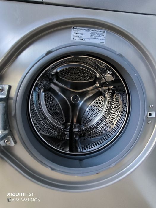 Vendo Máquina de Lavar Roupa LG