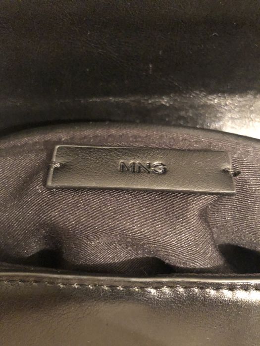 Carteira da mango em preto