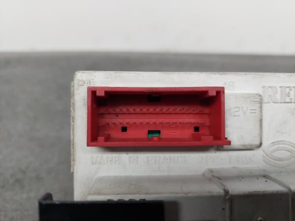 Display / ecrã de informações RENAULT Megane II (BM0/1_, CM0/1_)