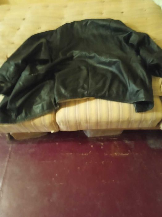 Куски  шкіри м'яка з куртки Турція