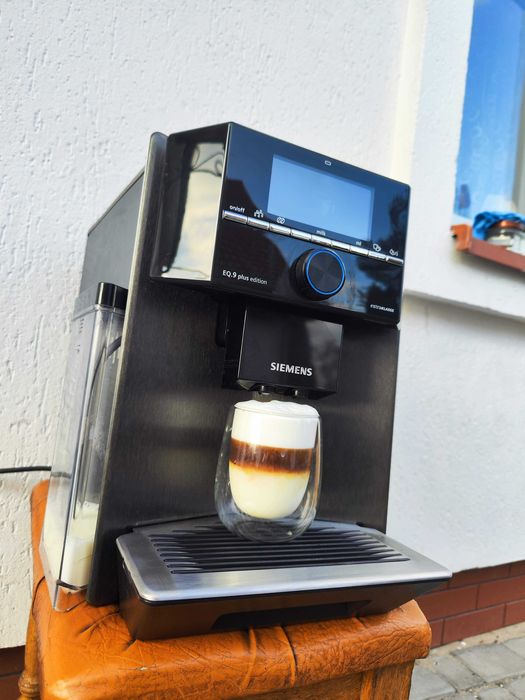 Кавомашина кофемашина Siemens EQ.9 Plus edition extraclasse WiFi TI957