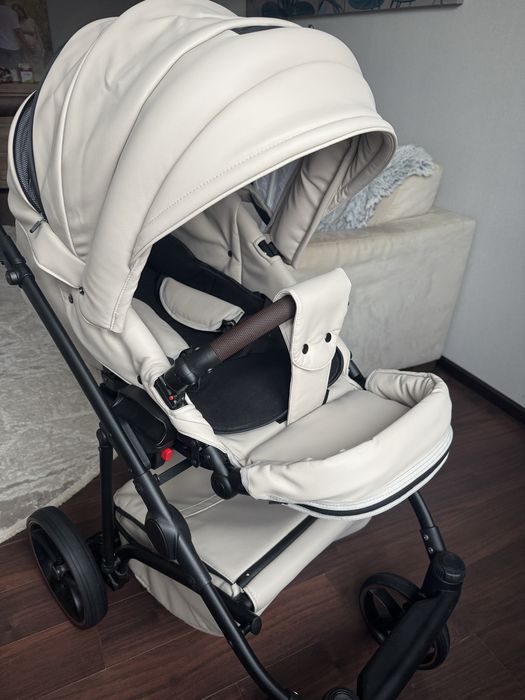 Продам коляску Baby Pram Bailey в ідеальному стані