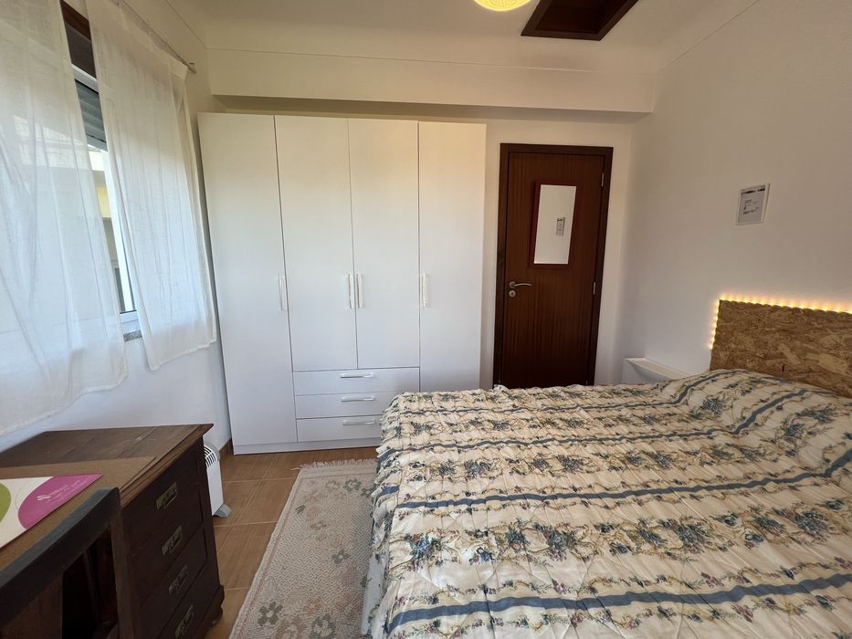 MORADIA T2 mobilada com jardim/parque de lazer