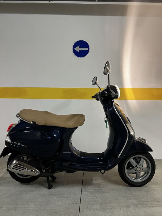 Vespa LX 125 i.e. 3 valvole - 2010 - Excelente Estado